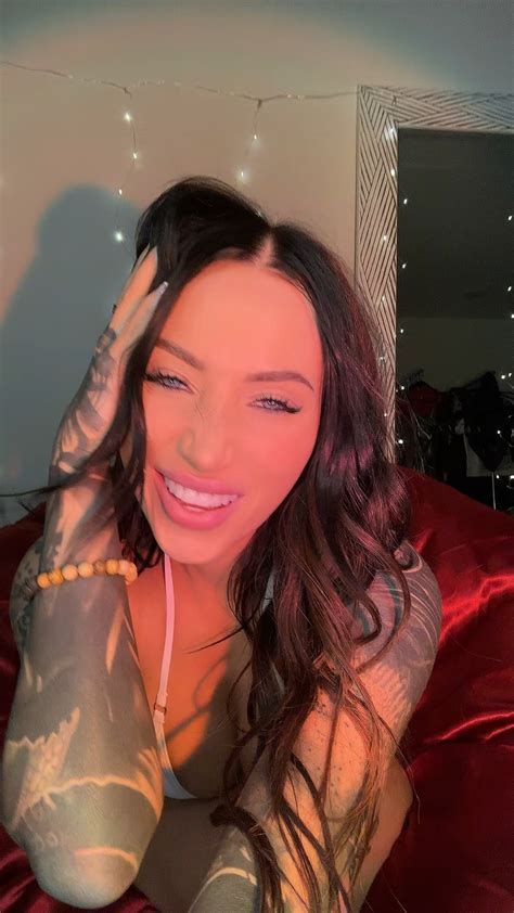 afterdarkwillow leak|Afterdarkwillow Hot Alt Performer Tease And Masturbate.